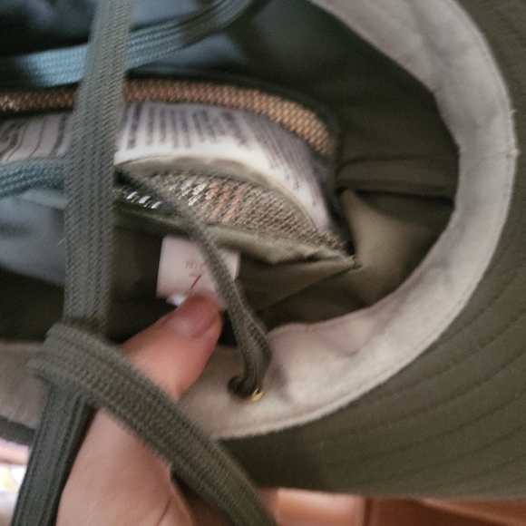 TILLEY Endurables HAT “The Airflow” Hat Float and Repels Rain Size 7 - Picture 3 of 3
